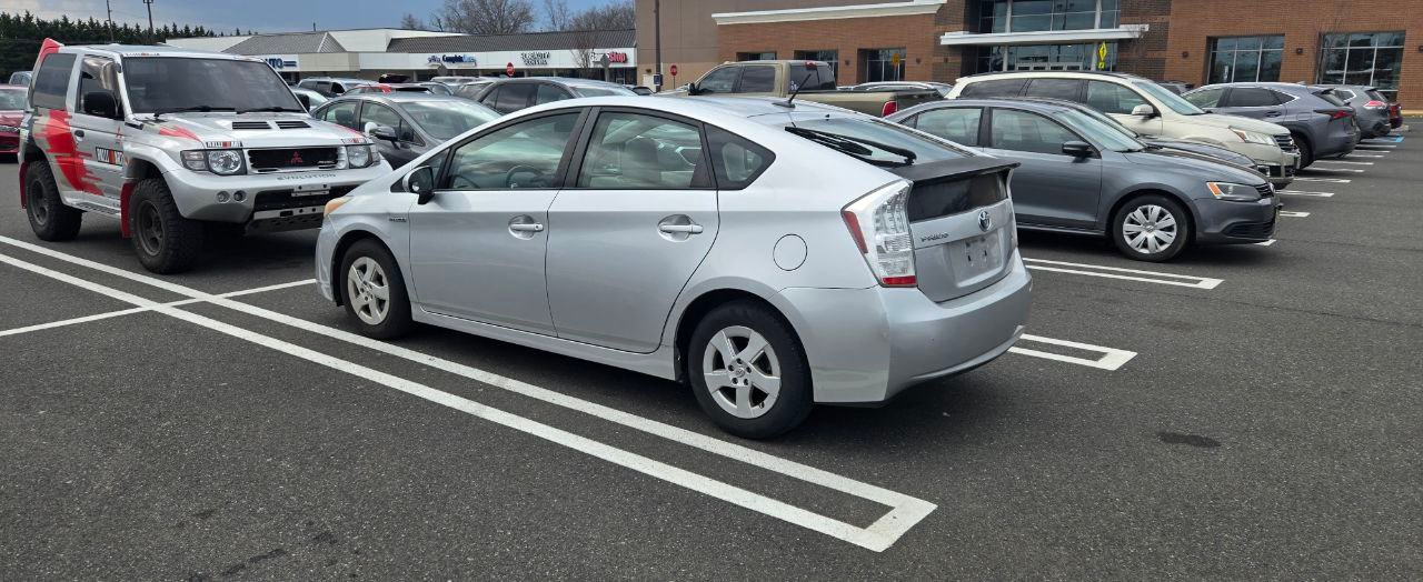 2011 Honda Prius rental car for Uber and DoorDash drivers in New Jersey
